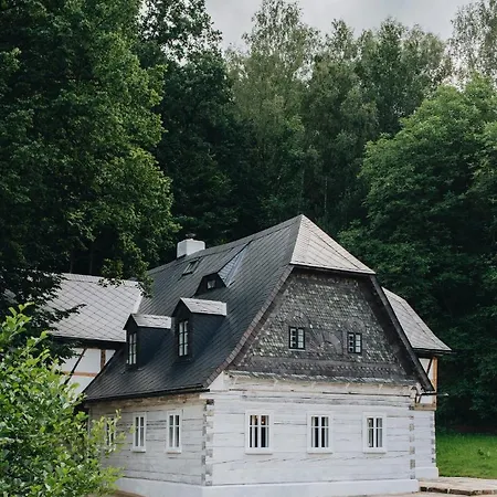 V Bezovem Udoli Kryštofovo Údolí